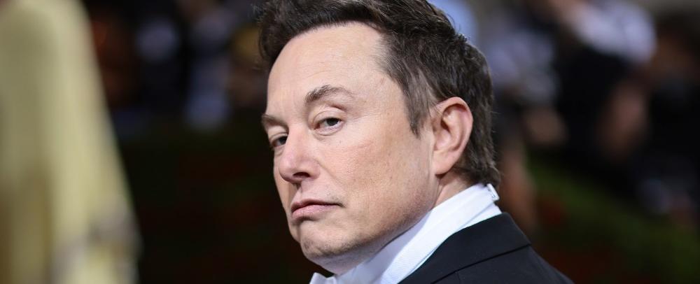 Elon Musk: Twitter Final Date for Removing Blue Check-Marks Is 4/20