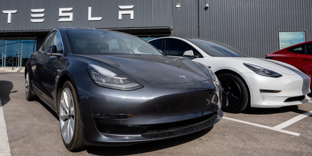 Tesla Autopilot Recall Bolsters Lawsuit Claiming Feature Is Dangerous: Report