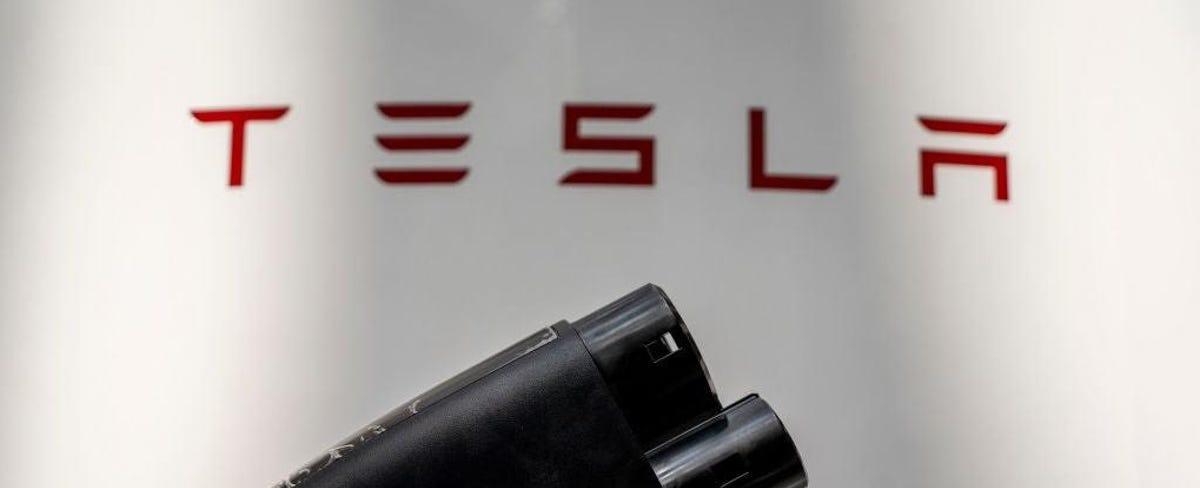 Want to Steal a Tesla? Try Using a Flipper Zero