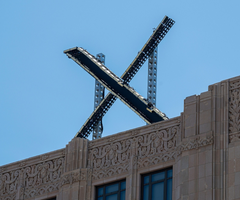 Elon Musk asegura que nuevas funciones de Twitter desafiarán a Youtube y LinkedIn