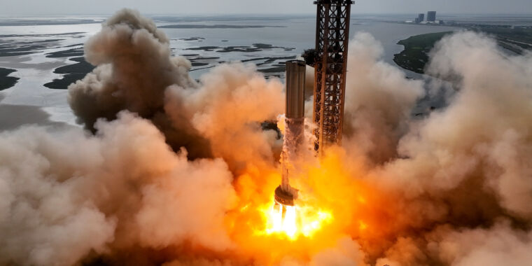 SpaceX moves Starship to launch site, and liftoff could be just days away