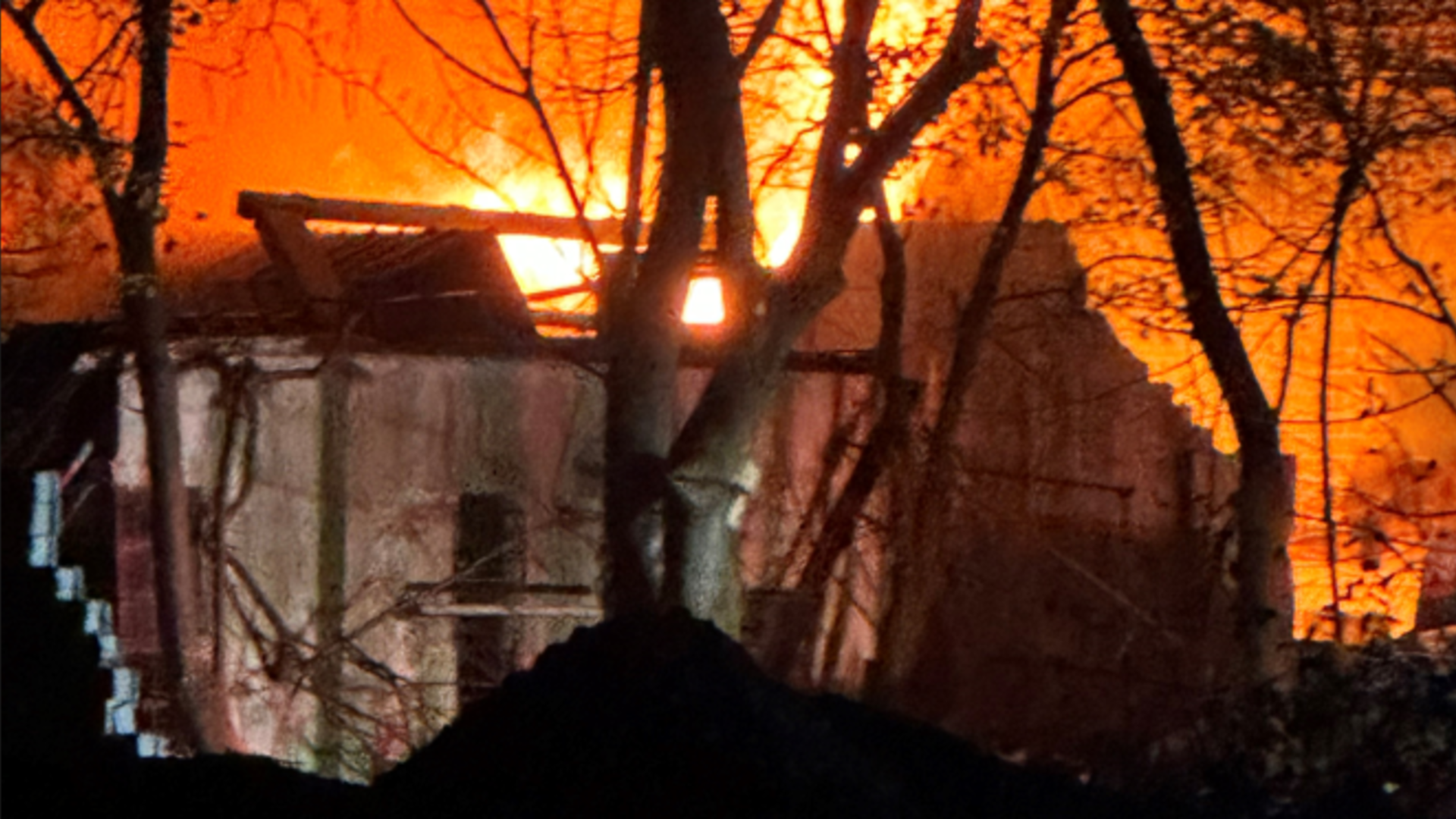 Officials: Fire breaks out at East Shoreham Tesla Science Center