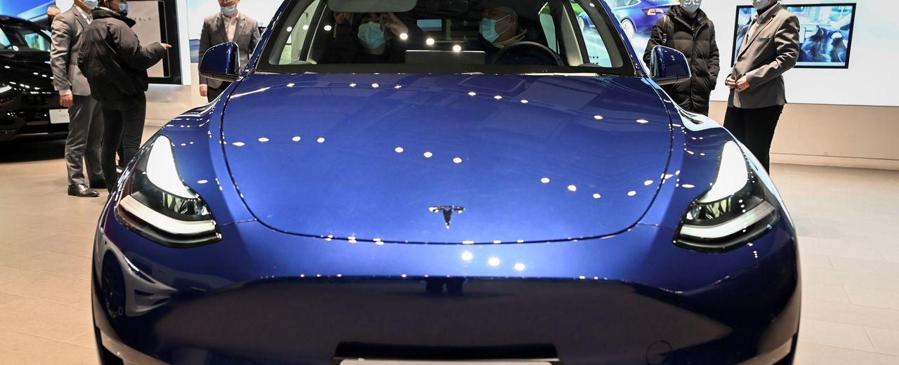Tesla short sellers are down billions after stock's winning streak
