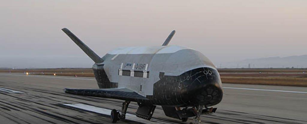 DoD’s secret spaceplane to launch on SpaceX Falcon Heavy rocket
