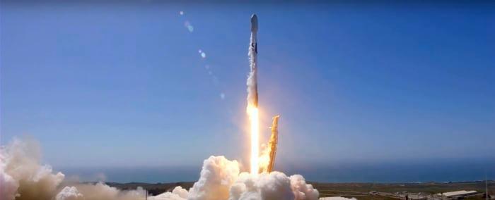 SpaceX to launch Falcon 9 rocket from California