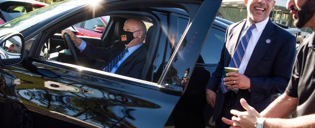 Ford expected customer stampede after Tesla deal, tripled its stock of Mustang Mach-Es - Autoblog