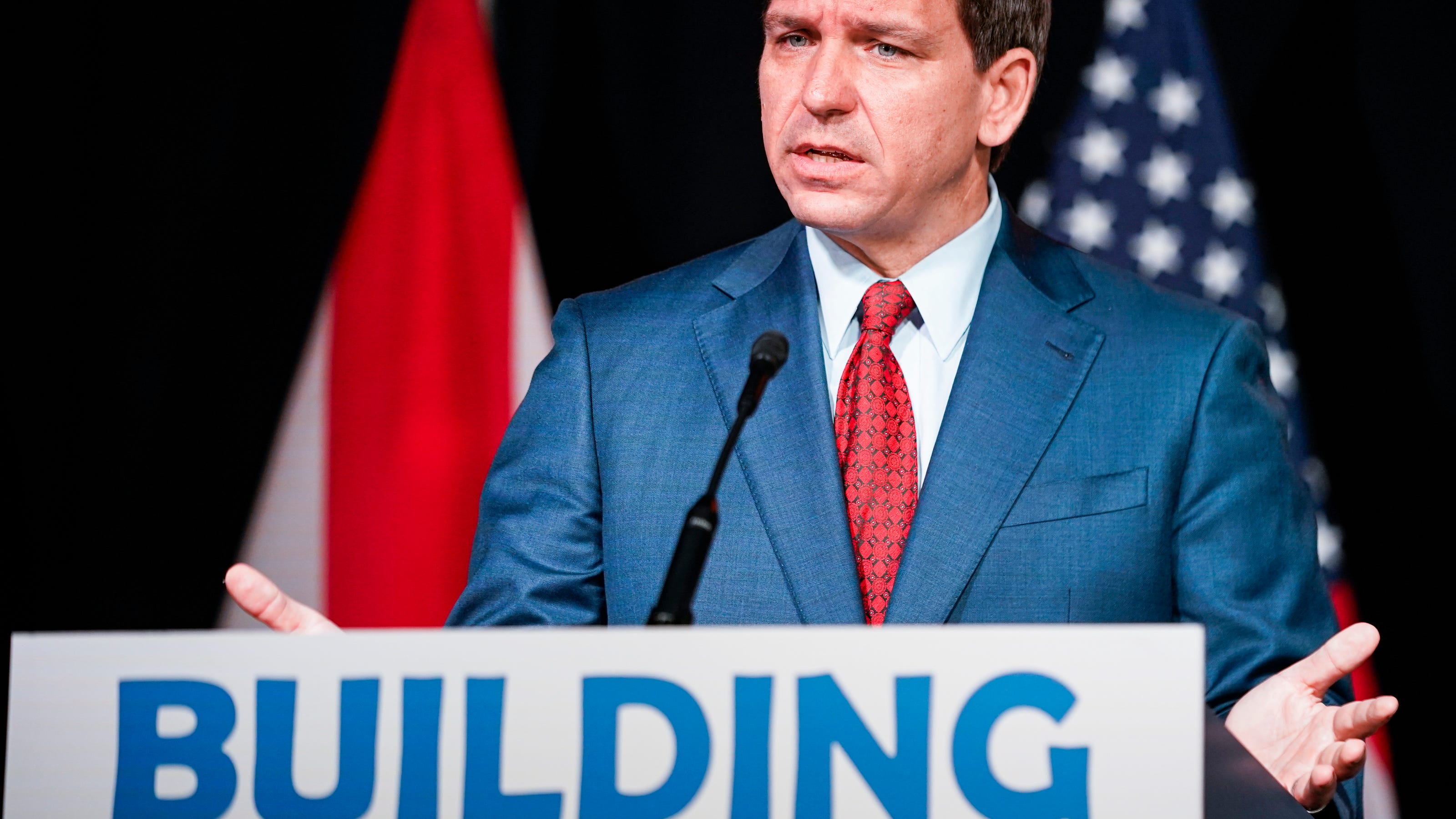 Elon Musk Twitter tracker switches to Florida Gov. Ron DeSantis' plane