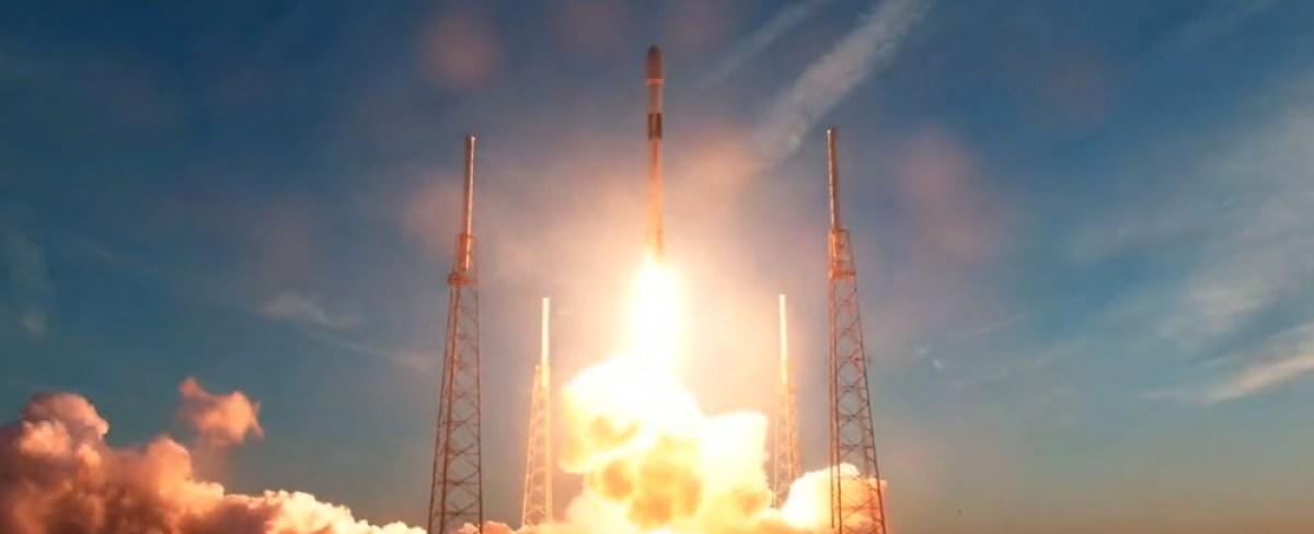 SpaceX all set for a record-breaking rocket launch on Friday | Digital Trends