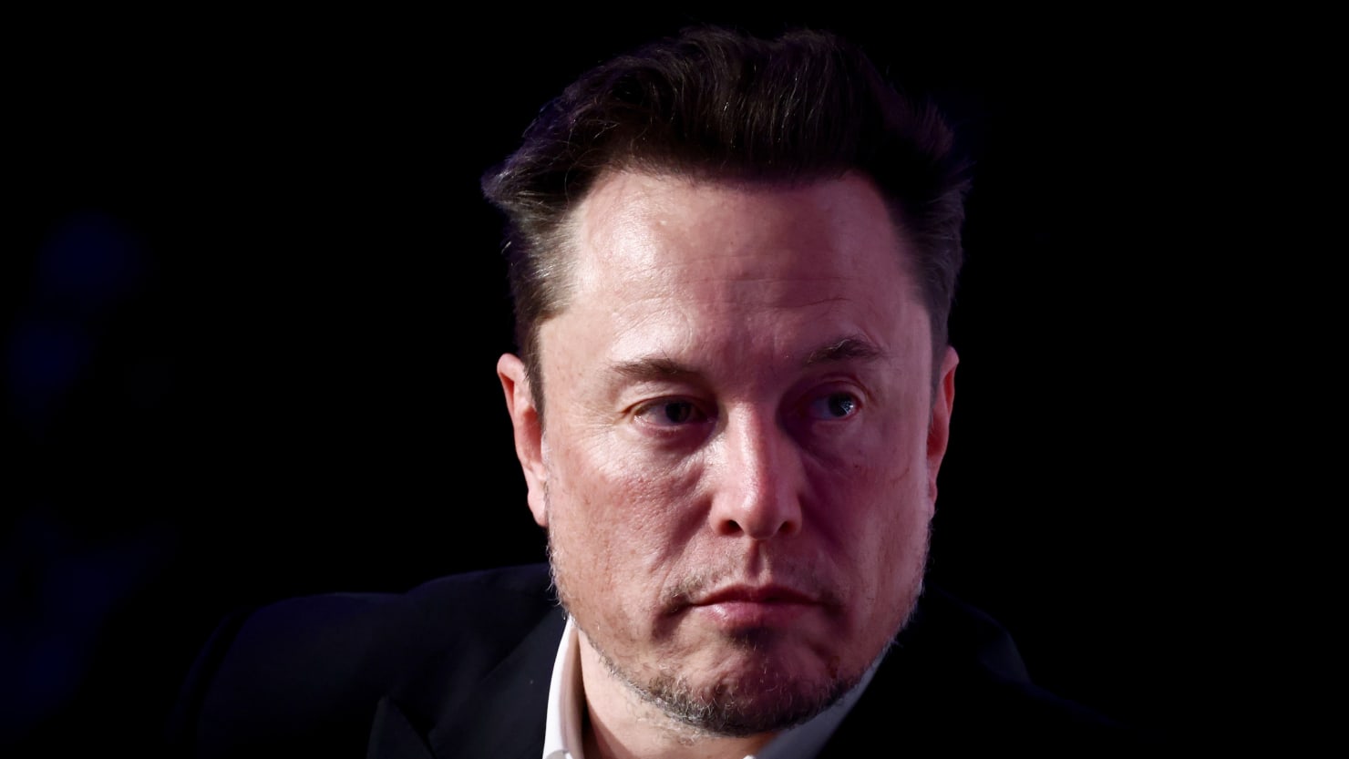 Former Twitter Execs Sue Elon Musk for More Than $128M in Unpaid Severance