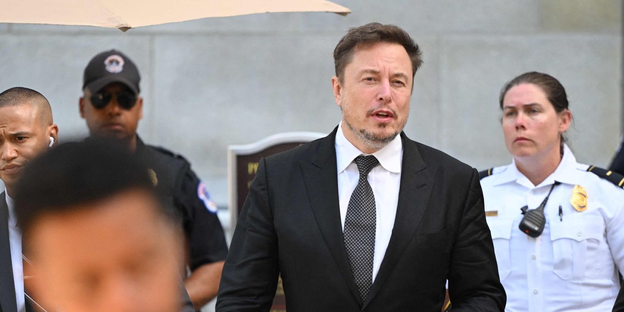 Lawyers Who Got Musk Pay Struck Down Seek $5.6 Billion in Tesla Stock