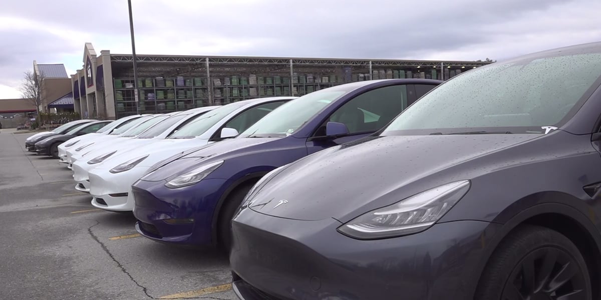 Vermont’s 1st Tesla dealership opens