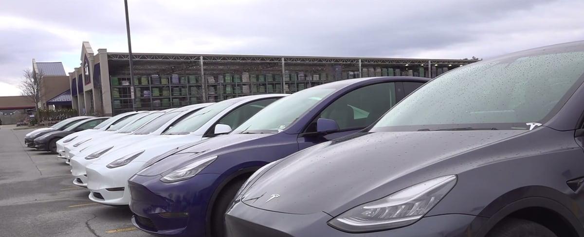 Vermont’s 1st Tesla dealership opens