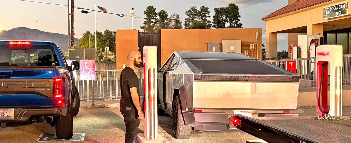 Another Tesla Cybertruck Spotted Broken Down And Stranded