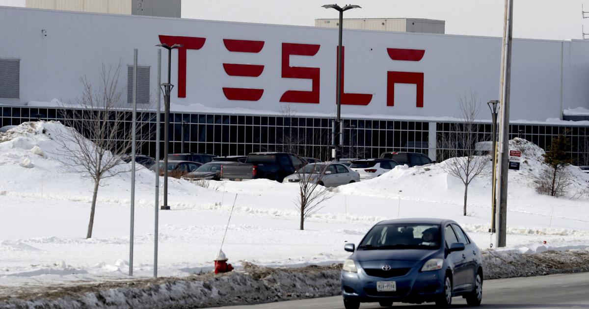 Elon Musk's Tesla wants to add Buffalo gigafactory parking