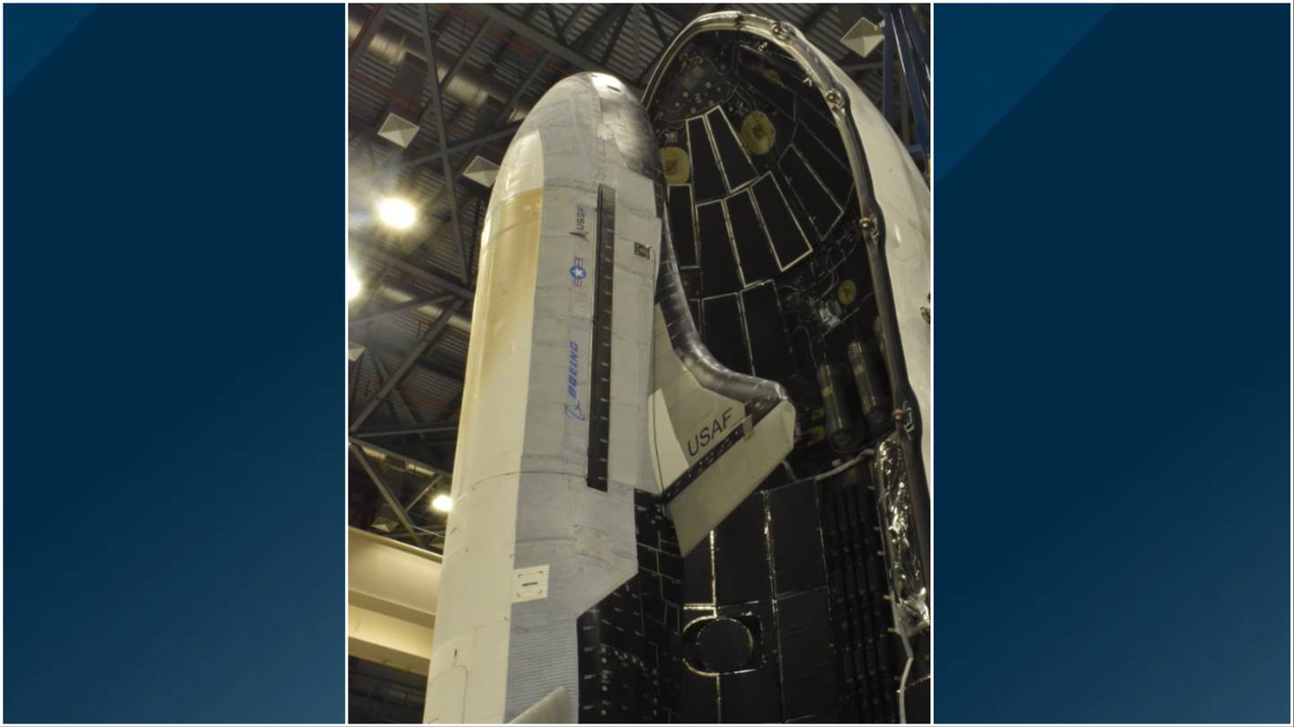 SpaceX to launch experimental spacecraft with Falcon Heavy rocket from Florida