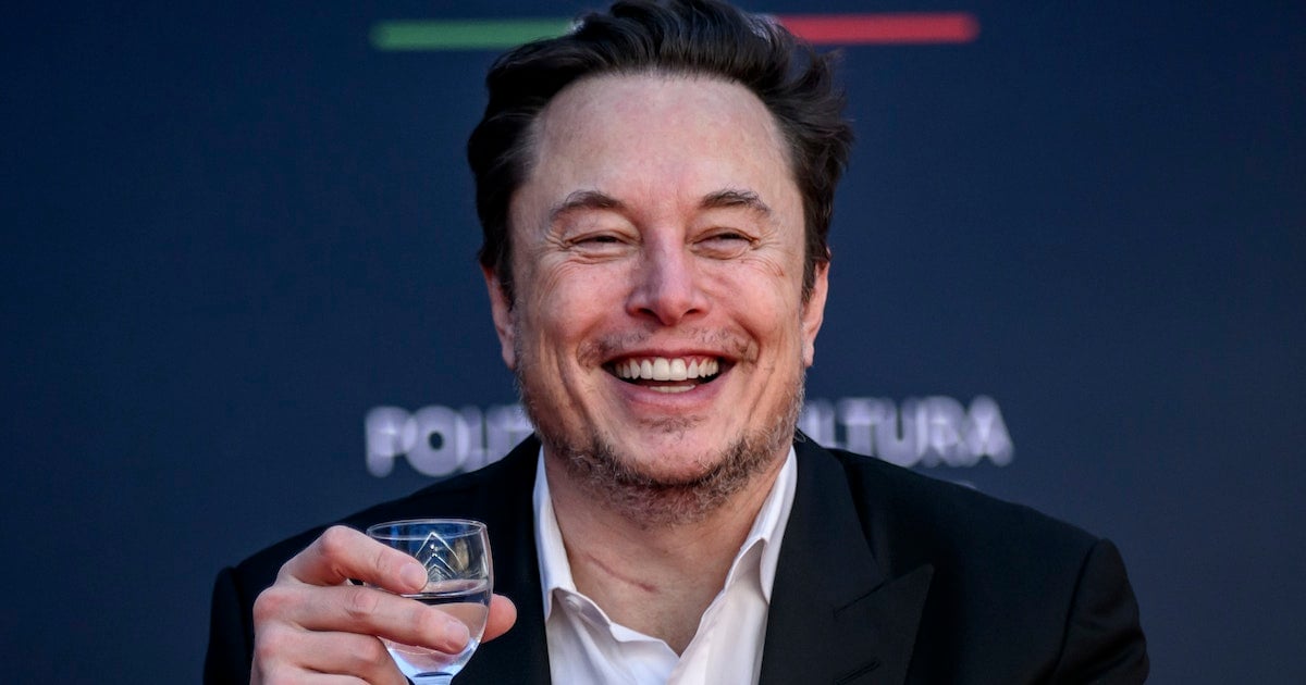 Gee, Guess What Twitter Just Did to Accounts of Journalists Critical of Elon Musk?