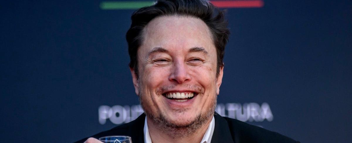 Gee, Guess What Twitter Just Did to Accounts of Journalists Critical of Elon Musk?