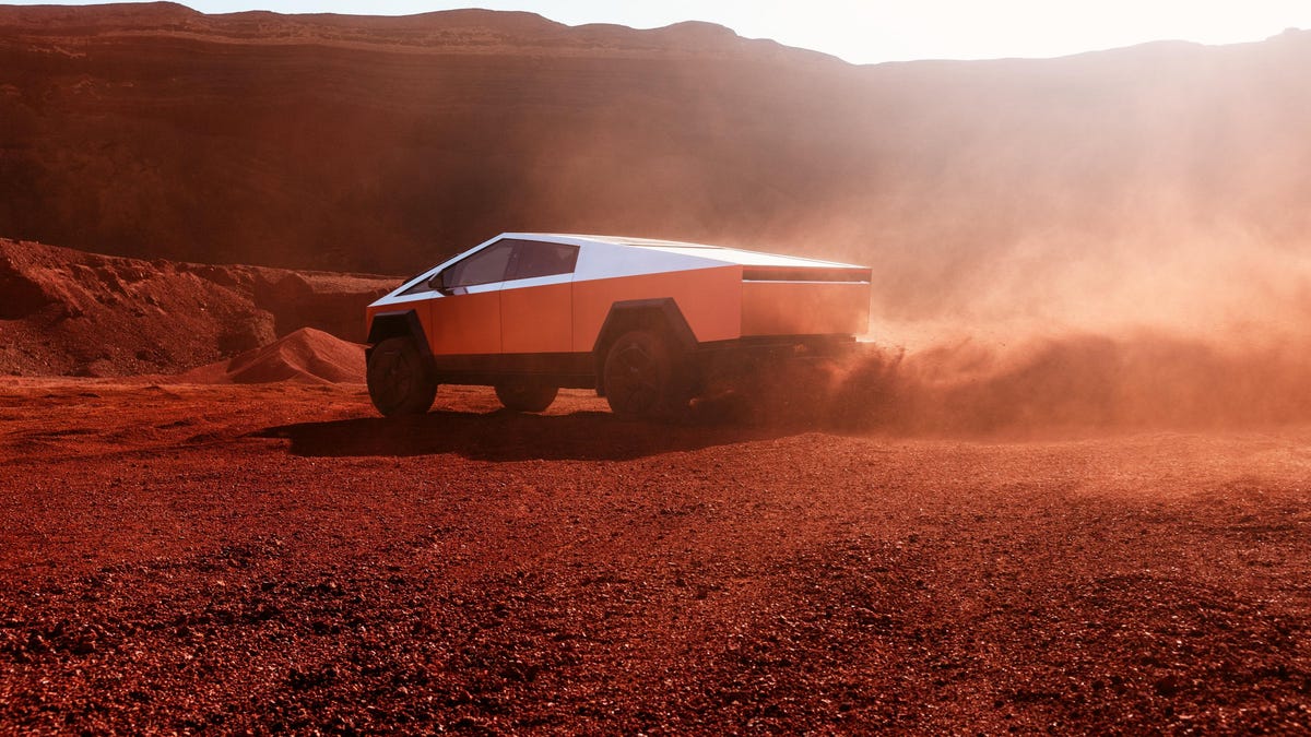 Tesla Cybertruck Owners Reporting Barely 200 Miles Per Charge