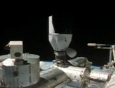 SpaceX Dragon Spacecraft Docks to Space Station With New Science and Supplies