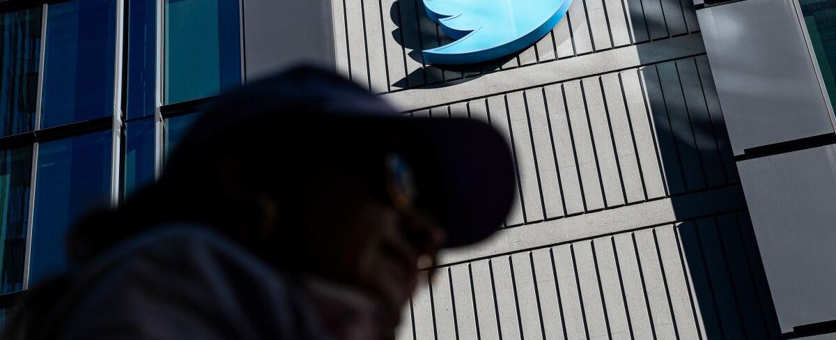 I quit Twitter for a week. I didn’t miss it. Be worried, Elon Musk