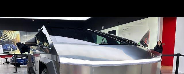 Tesla Cybertruck in person in Chicago
