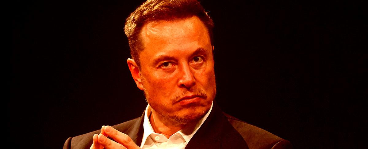 Fuming Elon Musk Lashes Out At Mark Zuckerberg As Twitter Killer App Thrives