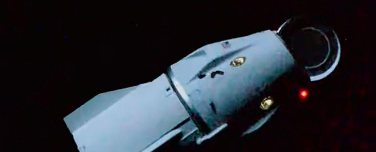 SpaceX Dragon capsule with Ax-2 private astronauts undocks from space station (video)