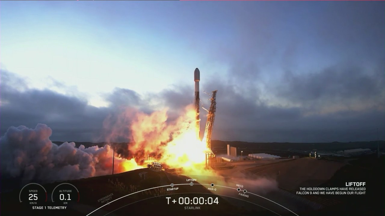 SpaceX to launch Falcon 9 rocket from California base