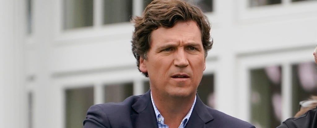 Elon Musk Could Face Twitter Exodus As Tucker Carlson Launches Show