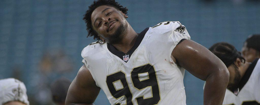 Panthers DL Shy Tuttle isn’t paying Elon Musk for Twitter verification