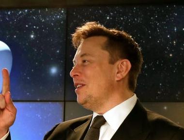 Elon Musk Says Was Tired, Not on Drugs, During Chaotic SpaceX Event