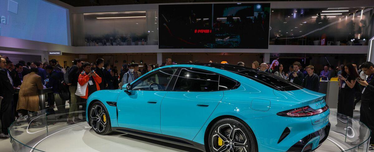 Xiaomi Surges After Setting Sales Date for Tesla, BYD Challenger