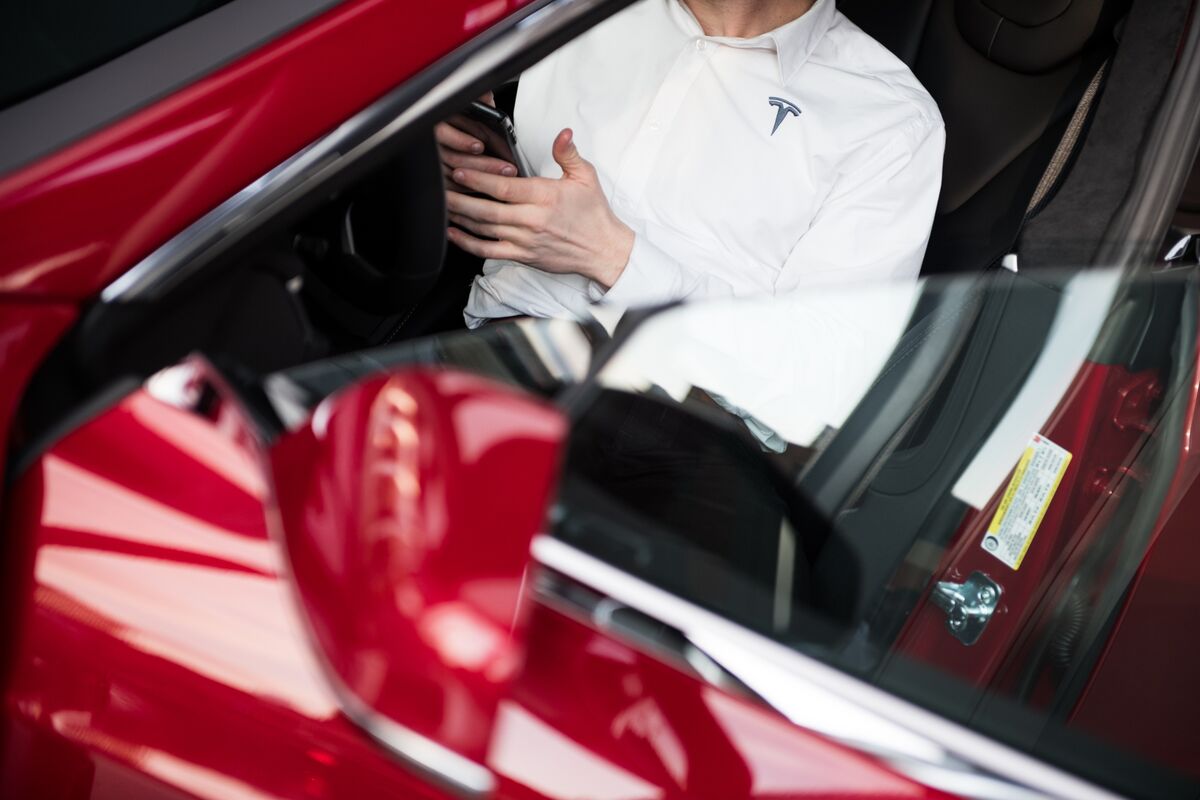 Tesla (TSLA) Must Give Driver-Assist Demonstration With Every US Sale, Musk Says