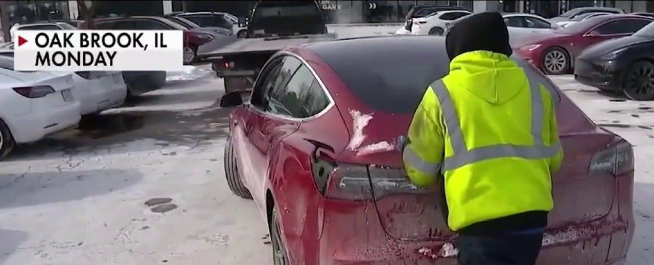 Chicago-area Tesla owners stranded with 'dead' cars in frigid temps