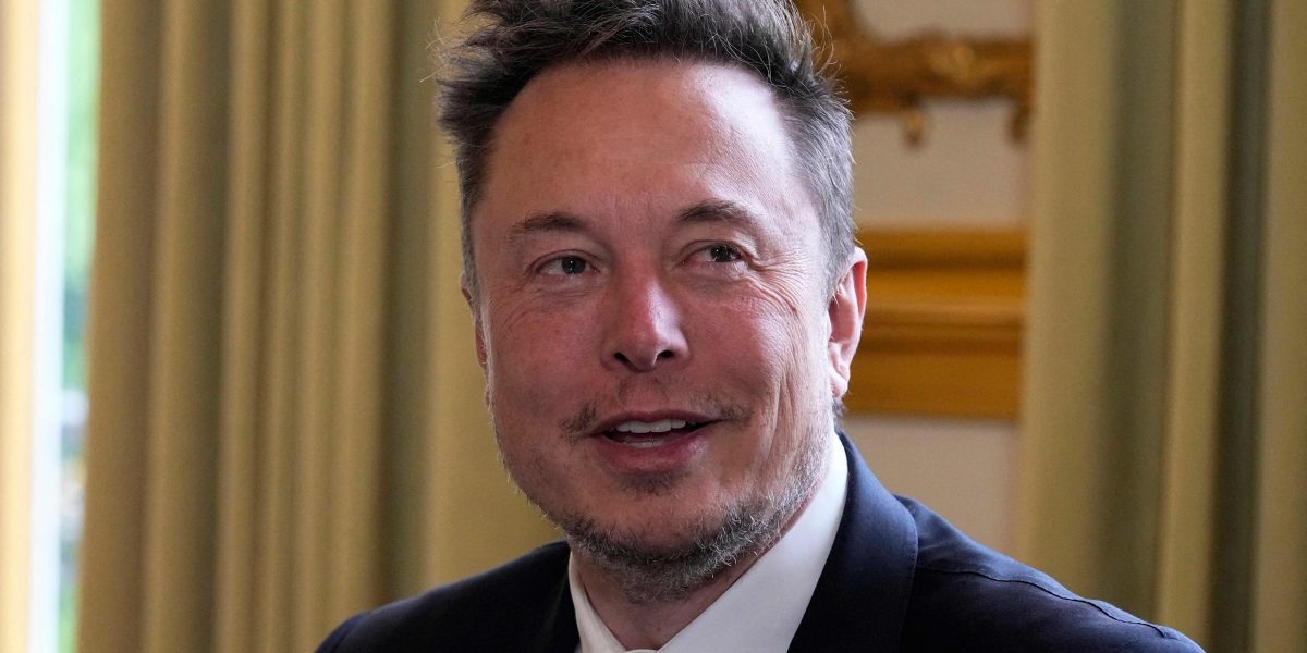 Elon Musk wants Twitter to be a new broadcast giant