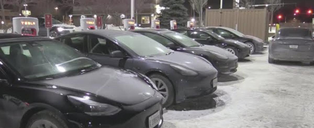 Tesla owners stranded after cars led them to frozen chargers