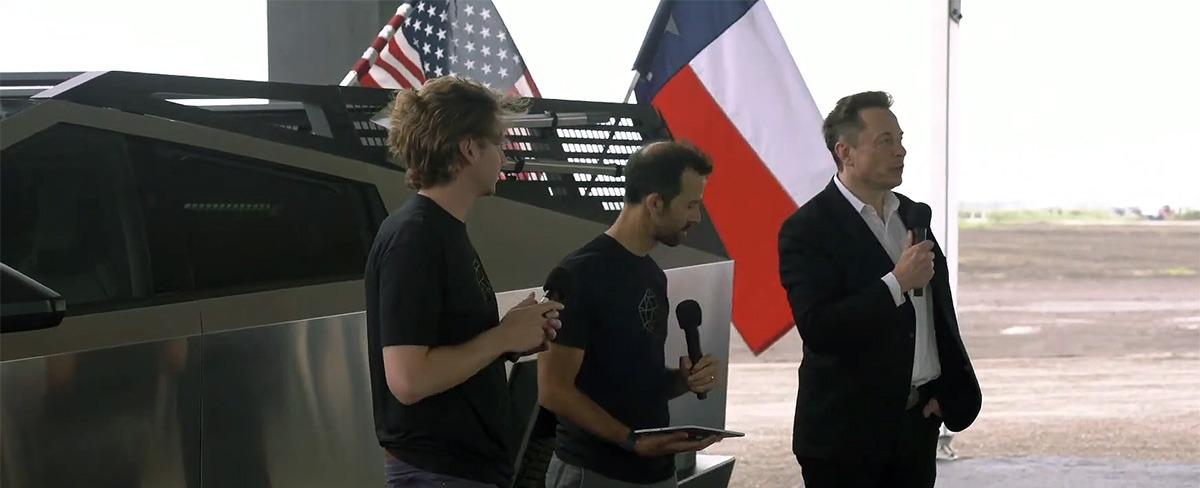 Tesla giving away a free Cybertruck in its Loot Box referral program