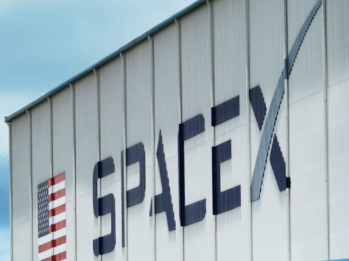 LIVE🚀: SpaceX launches Falcon 9 crew to International Space Station