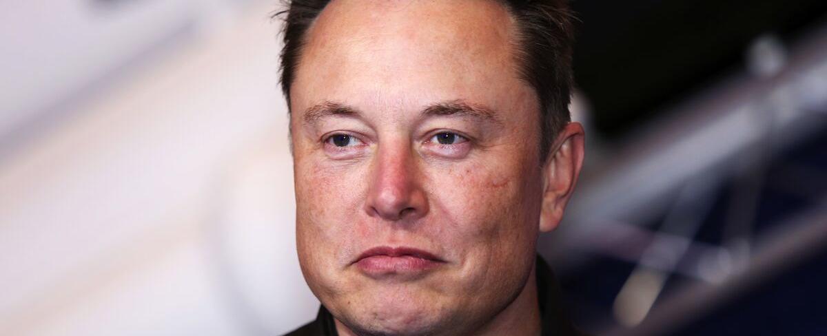 Elon Musk Net Worth Tumbles on Day Tesla Earnings Miss, SpaceX Rocket Explodes