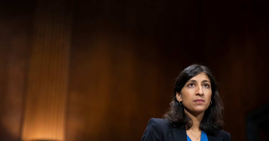 Elon Musk Tried to Meet With F.T.C. Chair About Twitter but Was Rebuffed