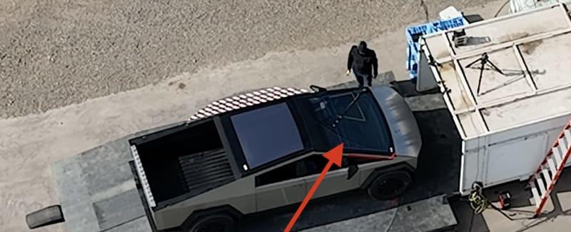 See Tesla Cybertruck's single large windshield wiper in action