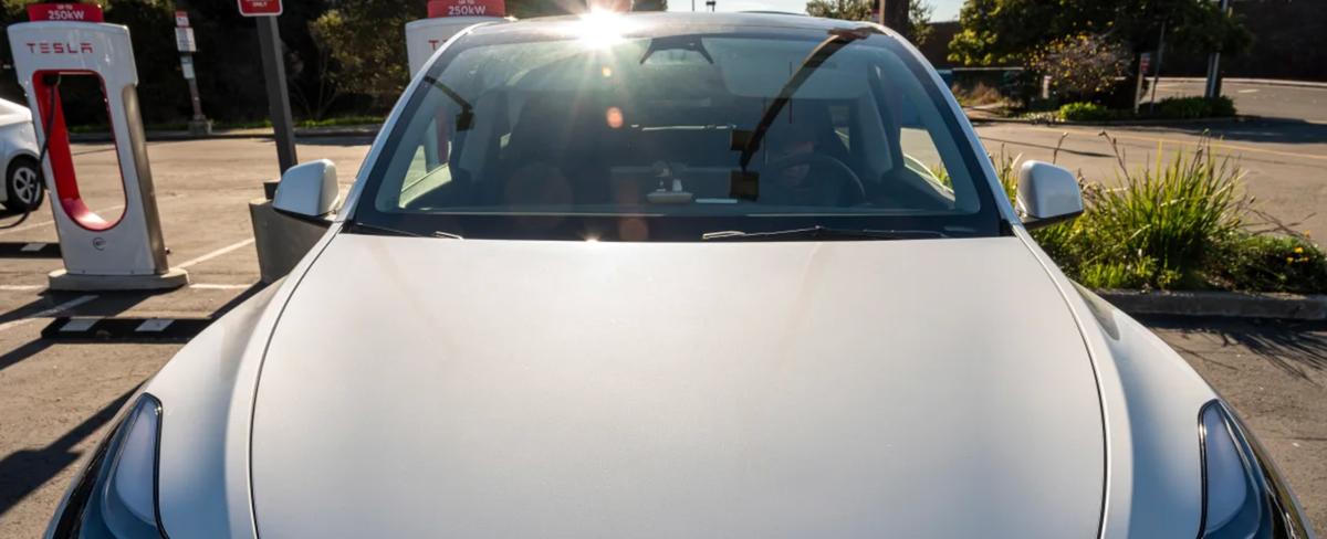 Tesla Autopilot gets 'poor' rating from prominent safety group