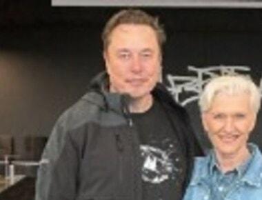 Elon Musk’s Mother Visits Tesla Gigafactory In Texas, Shares Pic - BuzzNewz
