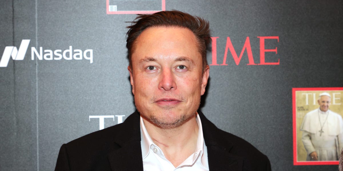 Elon Musk Nears 'Everything App' As Twitter Allows Trading Via EToro