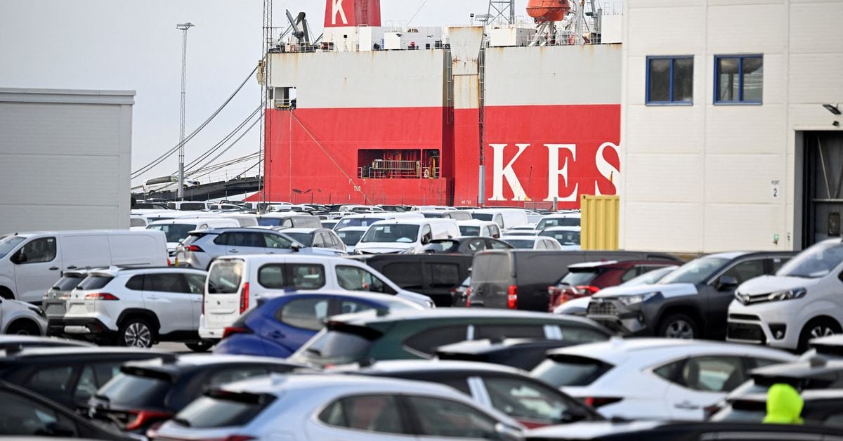 Danish dockworkers join Swedish strike action against Tesla