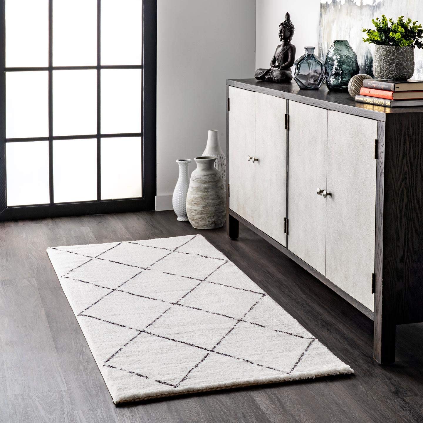 nuLOOM Armitra Hand Tufted Shag Area Rug