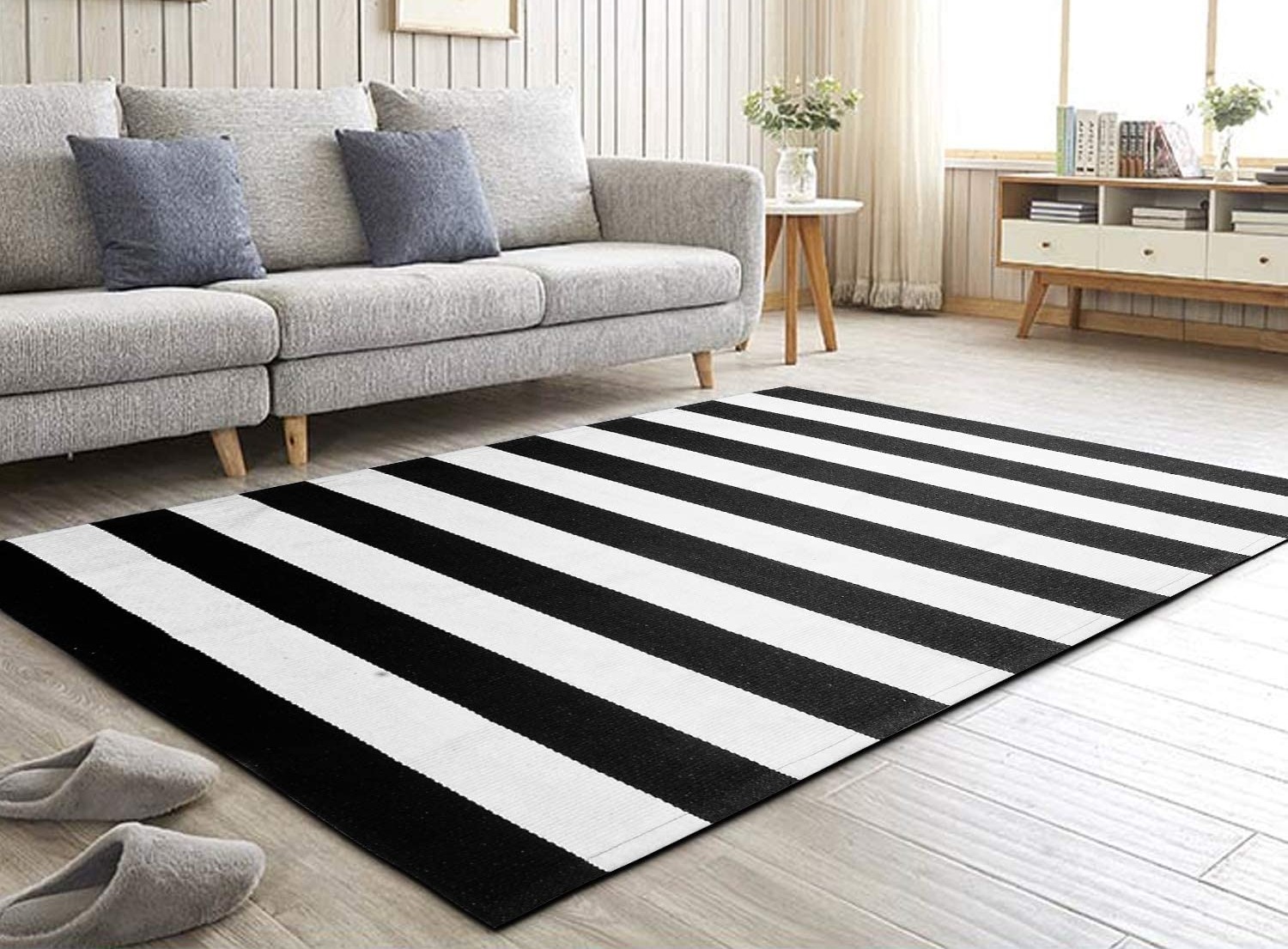 USTIDE Black and White Striped Living Room Rug