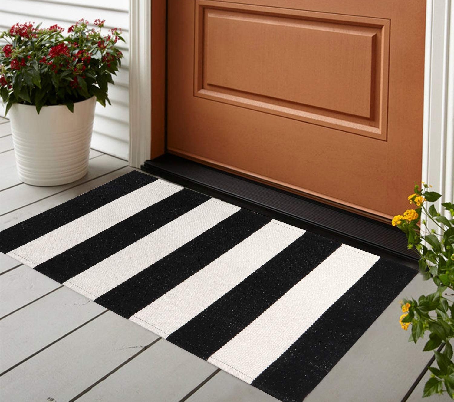  Black and White Striped Rug