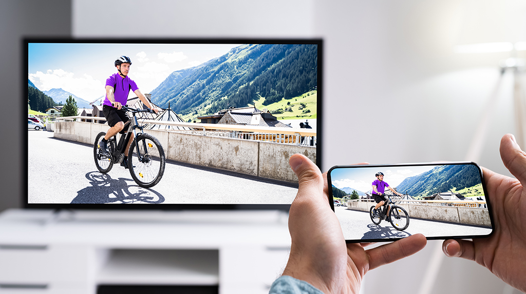 How to connect iPhone Android to TV