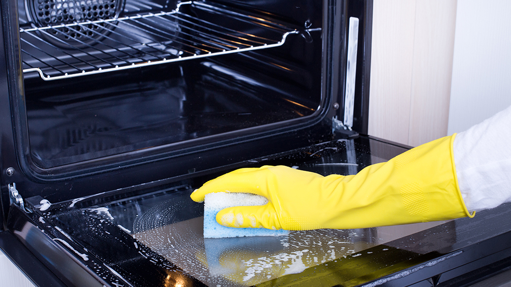 The right way to clean your oven